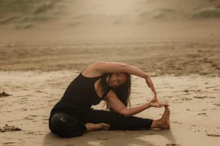 Kim, yogadocent bij The Movement Club in Loosdrecht